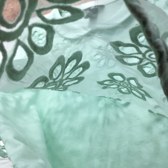 H&M short sleeve top SIZE SMALL - Picture 7 of 7